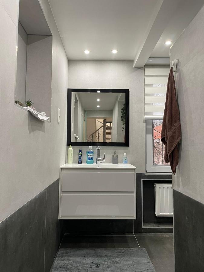 Апартаменти Duplex Situe A 2Min De La Gare Du Nord Брюссель Екстер'єр фото